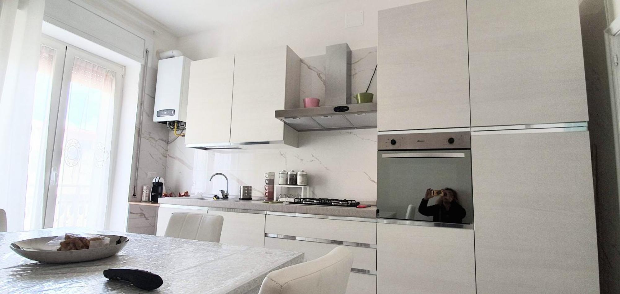 Angela'S Apartment. Elegant Two Bedroom House In Irsina Exterior photo