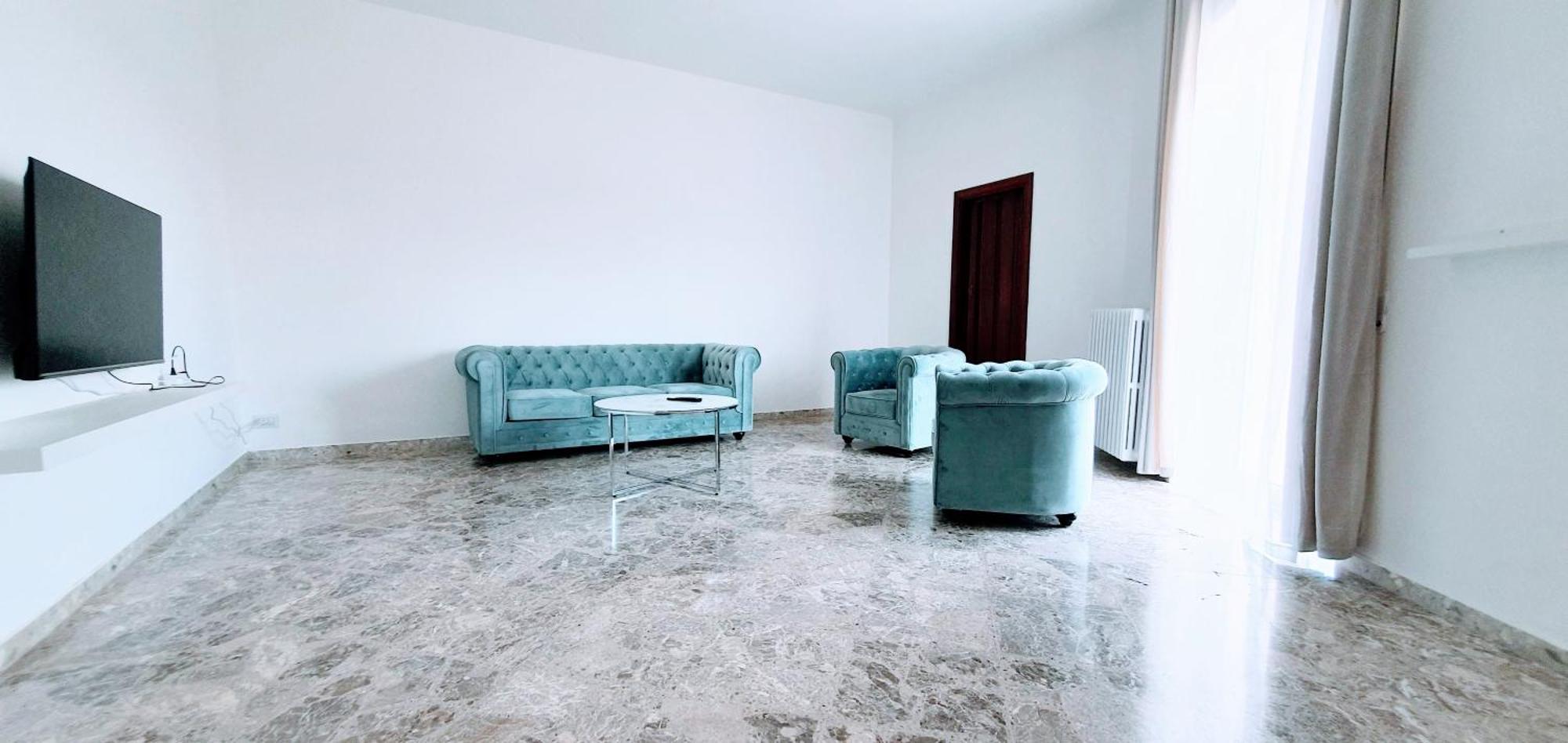 Angela'S Apartment. Elegant Two Bedroom House In Irsina Exterior photo